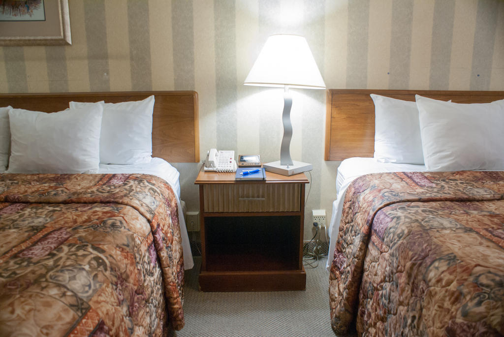 Clarion Hotel & Casino Las Vegas Room photo